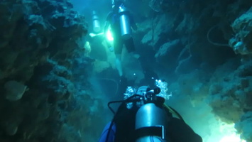 7 Swimming Through a Cavern MVI 3865